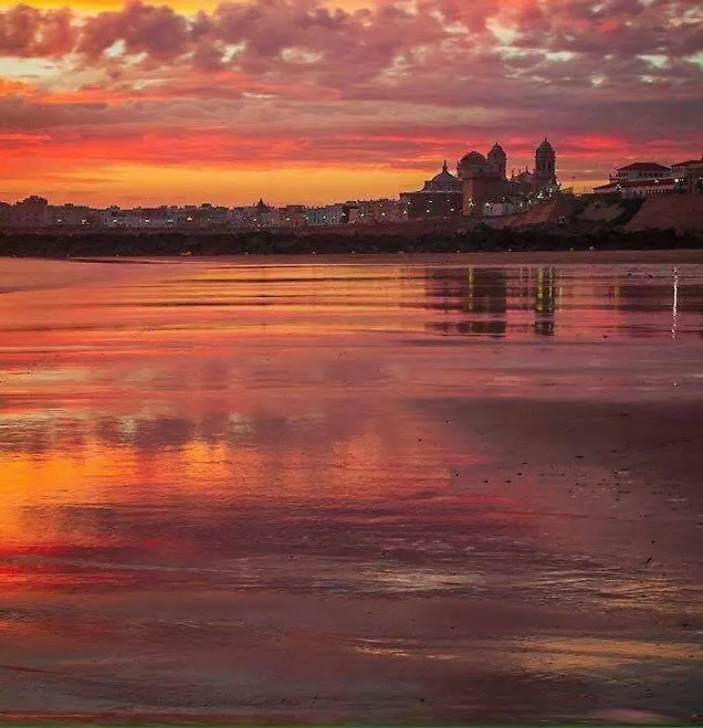 Muy Cerca De Playa Villa Cadiz 0*,